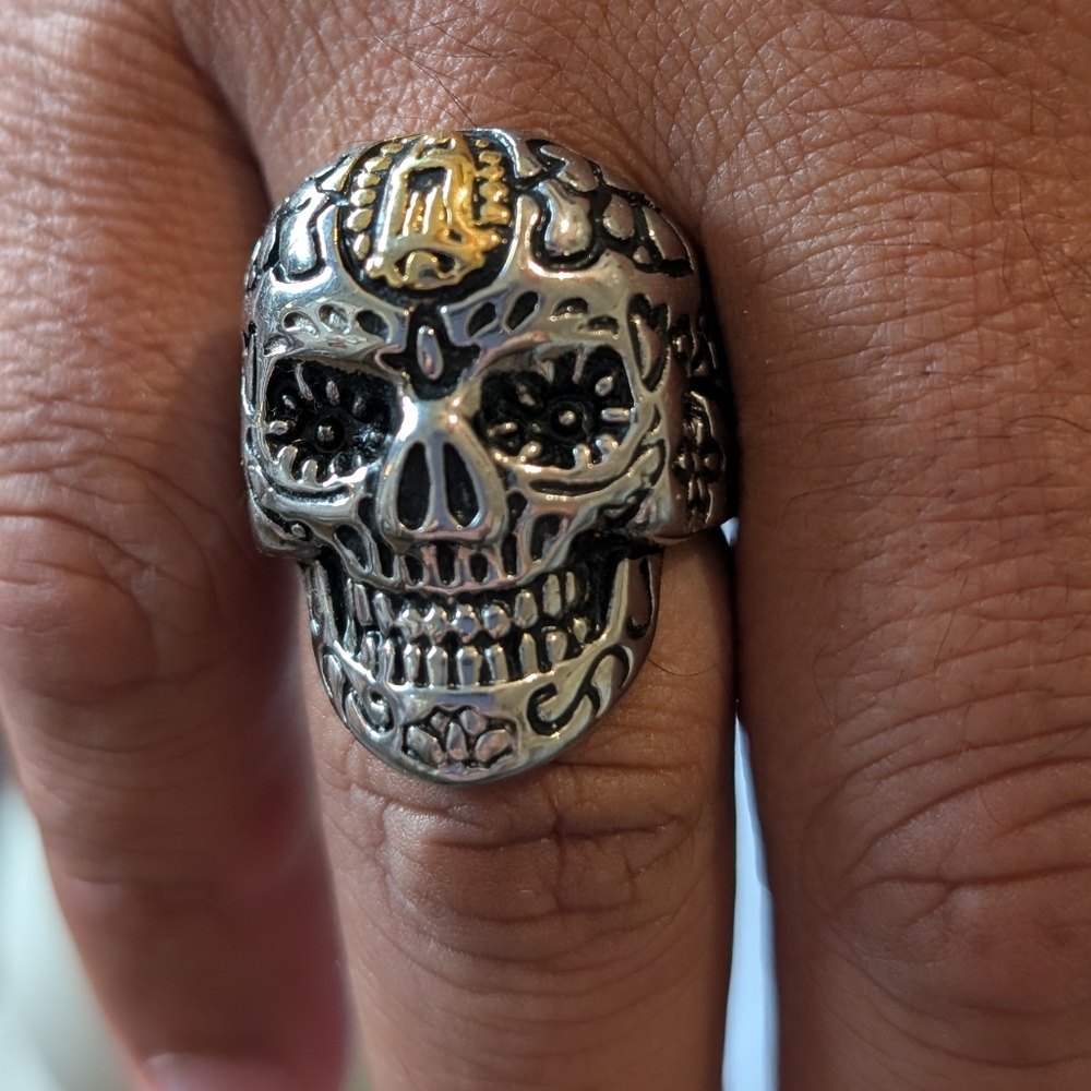 Craft Silver Skull Ring with Gold Detail